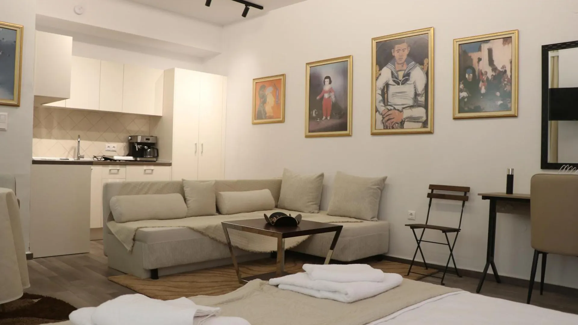 D2Suite Στα Λαδάδικα Θεσσαλονίκη 0*, Salonic Grecia